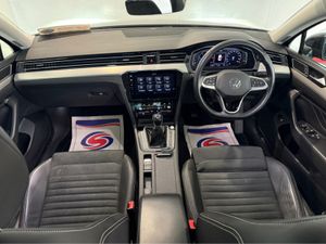 Volkswagen Passat ELEGANCE 2.0 TDI MANUAL 6SPEED F - Image 3