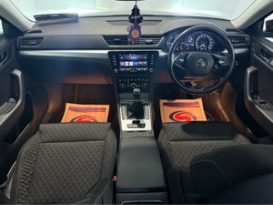 Skoda Superb AMBITION 2.0 TDI 150HP 5DR - Image 3
