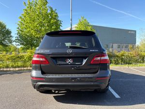 Mercedes-Benz GLE AMG AUTO *SHADOW EDITION *FRESH - Image 4