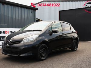 Toyota vitz 2013 black 0.99 L - Image 4