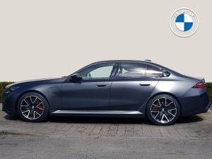 BMW M5 Saloon - Image 3
