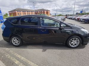 TOYOTA PRIUS ALPHA 1.8 **7 SEATER** PETROL HYBRID - Image 4