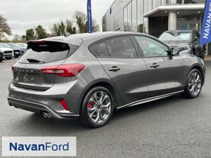 Ford Focus St-Line 1.0 Hybrid 125Ps - Image 3