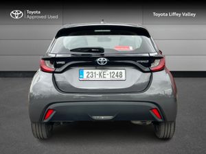 Toyota Yaris YARIS LUNA HYBRID - Image 4