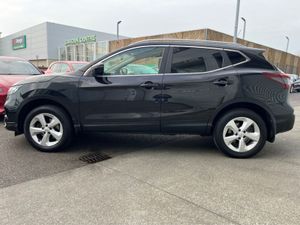 Nissan QASHQAI 1.5 Diesel SE - Image 4