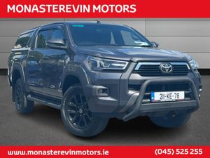 Toyota HiLux 2.8 Invincible Auto 4DR A - SAT NAV - Image 3