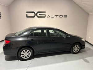 Toyota Corolla 1.4 D-4d Terra MC 4DR - Image 2