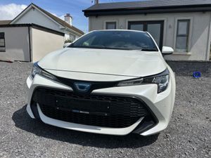Toyota Corolla 1.8 Sport Petrol Hybrid Automatic - Image 2