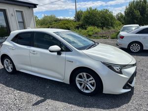 Toyota Corolla 1.8 Sport Petrol Hybrid Automatic - Image 4