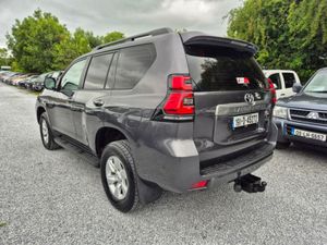 Toyota Landcruiser 2.8 Utility VX 5DR - Image 4