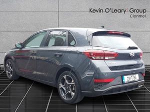 Hyundai i30 Petrol Deluxe Nline - Image 3