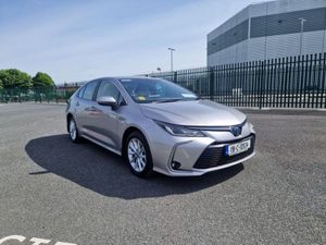Toyota Corolla Hybrid  Luna Model  Low Miles  Ful - Image 4