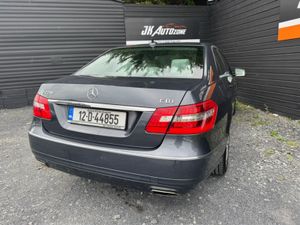 Mercedes-Benz E-Class 220 CDI Blue Efficiency Exe - Image 4