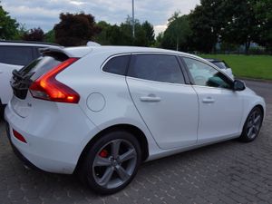 2014 Volvo V40 T4 1.6 Auto 180 Bhp - Image 3