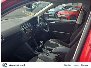 Volkswagen Tiguan Elegance  Panoramic Sunroof  He - Image 4