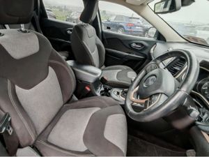 JEEP CHEROKEE 2.0 DSL LONGITUDE FWD 140HP 5DR - Image 3