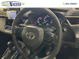 Toyota Corolla Touring Hybrid 1.8 Automatic  Reve - Image 4