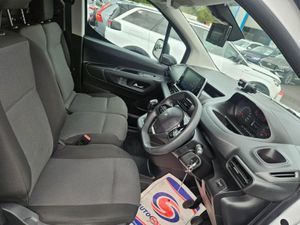 Peugeot Partner Professional Plus 1.5 Blue HDI - Image 3
