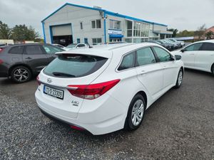 Hyundai i40 Tourer Comfort 5DR - Image 2
