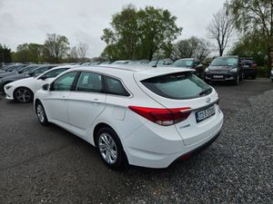 Hyundai i40 Tourer Comfort 5DR - Image 3