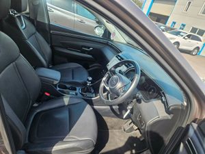 Hyundai Tucson Executive 5DR - Image 3