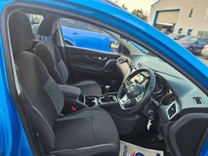Nissan QASHQAI 1.5 SV 18 4DR - Image 4