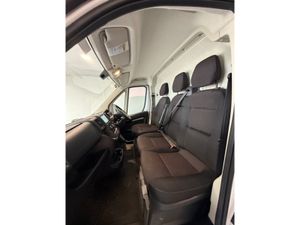 Citroen Relay JUMPER 30 L1H1 BLUEHDI 120 MYE5 3DR - Image 4