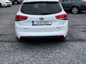 Kia Ceed 1.6 Crdi 3 134BHP 5DR - Image 4