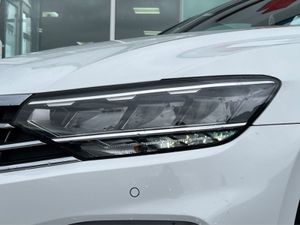 Volkswagen Passat 2.0 TDI R Line 150PS 4DR Auto - Image 3