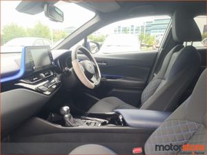 Toyota C-HR 1.8 Hybrid Luna Sport - Image 3