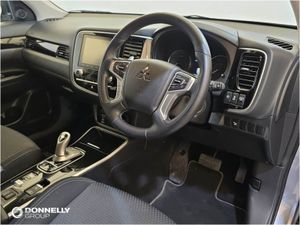 Mitsubishi Outlander 2.4 Phev Design 5dr Auto - Image 4