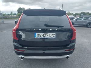 Volvo XC90 D5 AWD Momentum 5DR Auto - Image 3