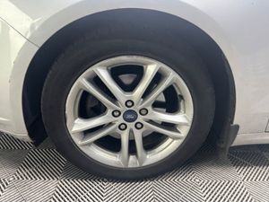 Ford Mondeo 5DR 1.5 Tdci 120PS 4DR - Image 2