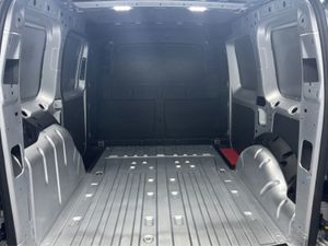 Volkswagen Caddy Cargo ED TDI 102HP Manual 6speed - Image 3