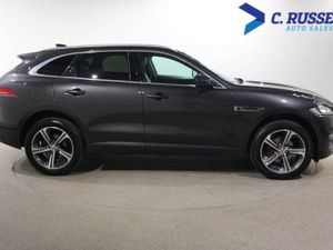 Jaguar F- PACE Diesel Estate - Image 4