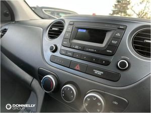 Hyundai i10 1.0 S 5dr - Image 4