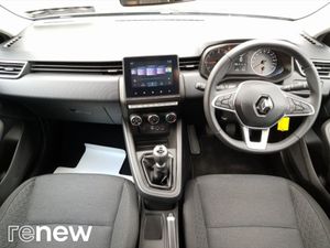 Renault Clio Dynamique TCe 90 1 Owner Low KMS - Image 2