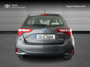 Toyota Yaris YARIS HYBRID 5DR LUNA - Image 4