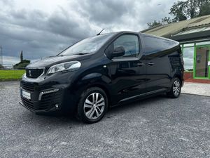**182 Peugeot Traveller Allure 8 Seater** - Image 3