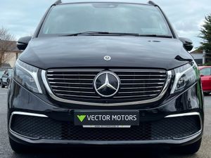 Mercedes-Benz V-Class 300 Sport Premium 7 Seater - Image 3