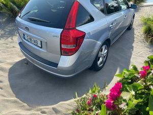 Kia Ceed 1.6 Elite - Image 2