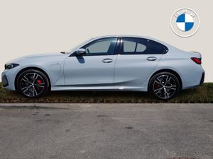 BMW 3 Series 330e M Sport - Image 3