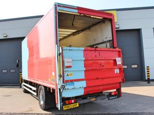 2013 VOLVO FL 240 4X2 18 TON BOX VAN - Image 4