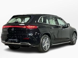 Mercedes-Benz EQS SUV 450  7 Seat AMG - Panoramic - Image 4