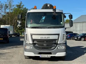 2017 DAF LF-220 18 TON FLAT WITH HIAB XS-122 CRANE - Image 2