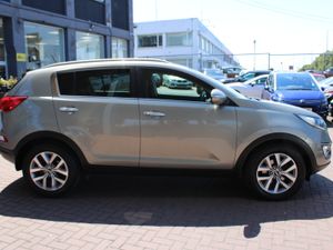 Kia Sportage 1.7CRDI EXL TOP SPEC  5DR 5DR ESTATE - Image 3