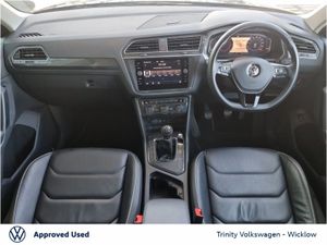 Volkswagen Tiguan High Line Panoramic Roof 2.0 TD - Image 2