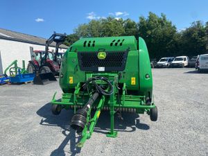 John Deere F440R Chopper Baler - In From Work - Image 2