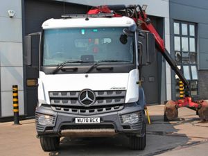 2020 MERCEDES-BENZ AROCS 2630 6X4 TIPPER GRAB - Image 2