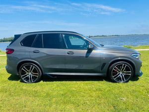 BMW X5 3.0 Hybrid M-sport - Image 3